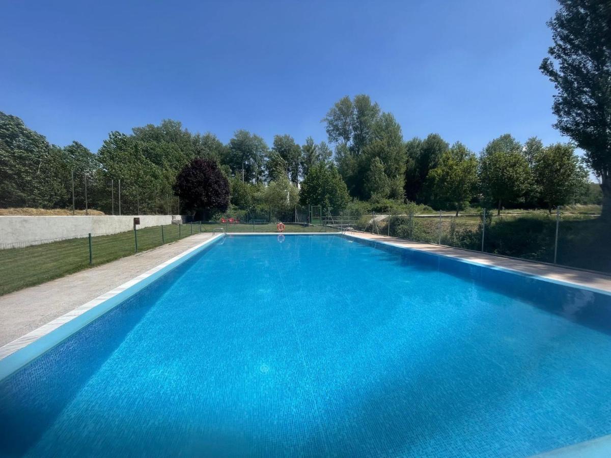Apartamento Ribera Del Duero Reserva Tubilla del Lago Exterior foto